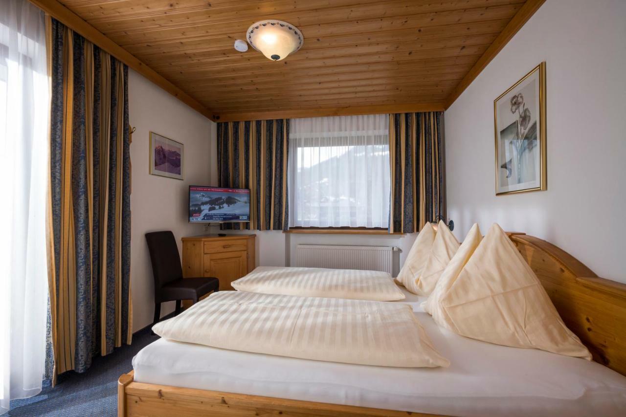 Appartements Bachler Brixen im Thale Bagian luar foto